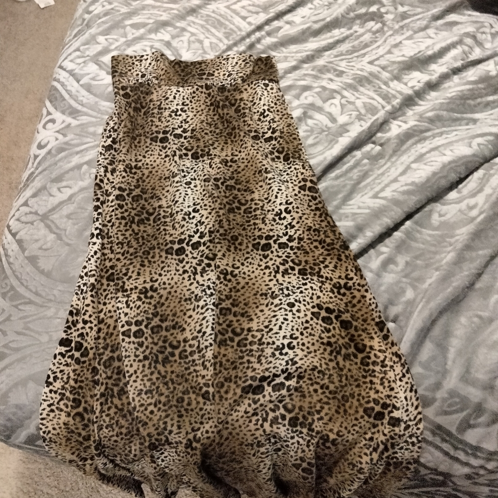 Leopard print skirt